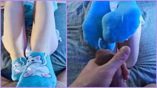 Cum On Feet In Socks After Perfect Wet Pussy Fuck. Perfect Close Up Footjoob. Foot Fetish.