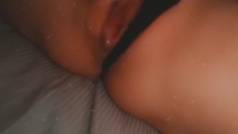 HOT 🥵 25 year old brunette bombshell MOANING & SQUIRTING