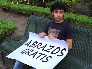 "ABRAÇOS GRÁTIS" 🤗 (CENA COMPLETA) | DIA DOS NAMORADOS 💘|fantasia com GAROTA DESCONHECIDA! 🔥🥵
