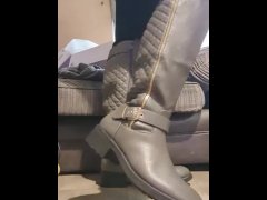unboxing my new sub funded boots
