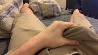 Orgasmo intenso cumming en mis pantalones - Pantalones arruinados Enorme desorden