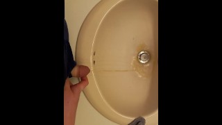 Trans guy pee in sink with stp