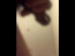 下から見るビックペニスを気持ちよく手コキ - Screenshot 16 of 16 - Big Penis