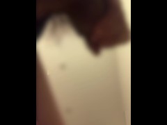 下から見るビックペニスを気持ちよく手コキ - Screenshot 9 of 16 - Man