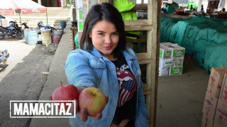 Mollige babe Xiomara Soto opgepikt van de straat voor ranzige neukbeurt - CARNE DEL MERCADO