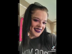 Love Myself - Screenshot 14 of 16 - Selfie