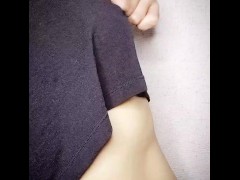 【オナニー大好きと変態人妻】　服の上から乳首オナニー　乳首がビンビン立って感じてるのがバレバレ! - Screenshot 11 of 16 - Massage