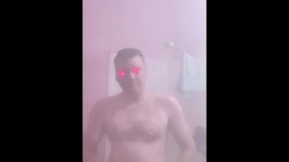 Gekke douche muziekvideo met extreme FX en penis flashing