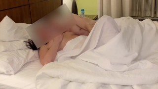 Hete Vrouw Creampie Zonder Condoom Met BULL Op Cuckold B-Dag