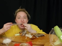 СОБЛАЗНЮ И РАССЛАБЛЮ: рыбка хрустящая | asmr | mukbang | 먹방