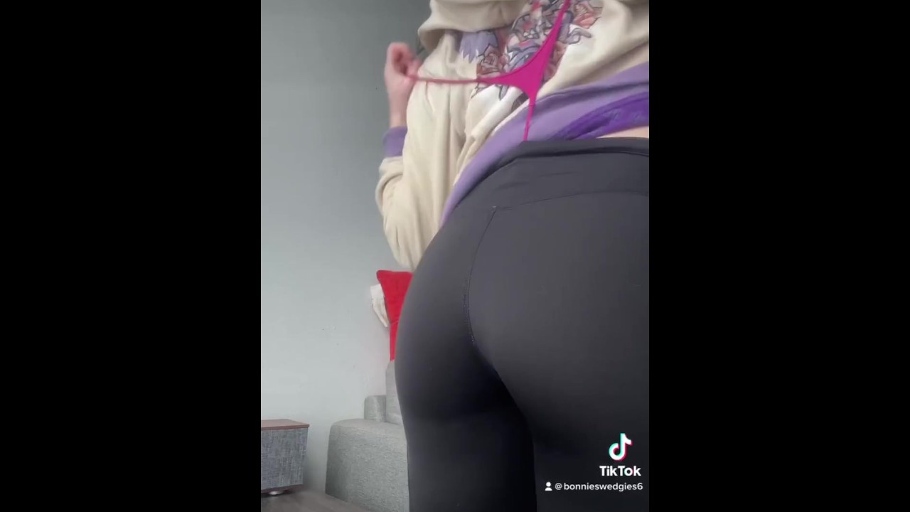 Girlfriend Gave Herself a Shoulder Wedgie in Her Thong