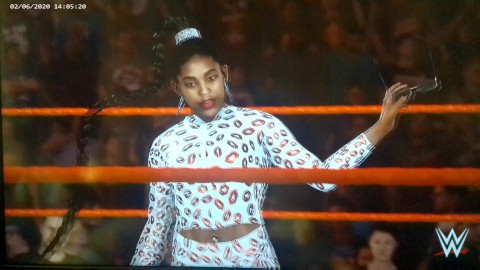 Becky Lynch vs Bianca Belair se golpean por el título WWE 2K 2022