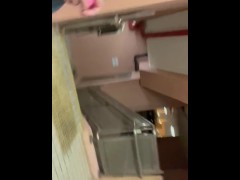 情侶深夜自拍街外露出影片 - Screenshot 9 of 16 - Blowjob