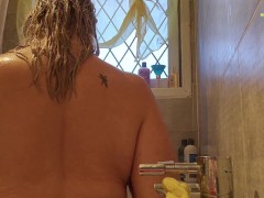 Come to bath time with me