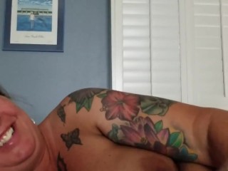 Sexy Tattooed, Chubby MILF Gets a Quick Cumshot Surprise!