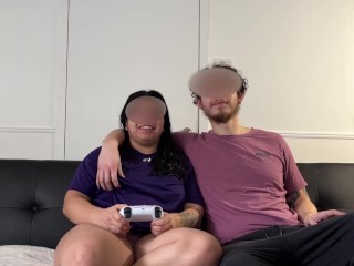Gamer Girl also Likes to Suck & Fuck - PotitoGordo (Amateur)