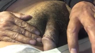 Фермы - это Элла и Мануэла, которые усердно работали вместе, чтобы показать вам этот камшот