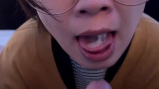 Cum In Mouth Gokkun By A Glasses-Wearing Girl Who Ejaculates In Her Mouth And Gives A Nice Handjob And Blowjob