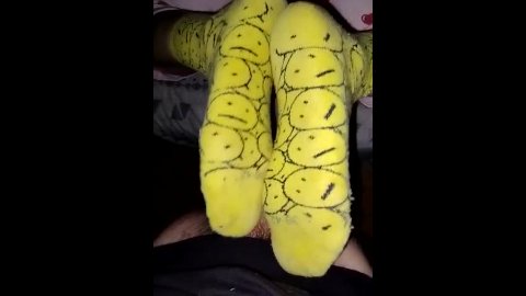 malolientes calcetas amarillas paja con los pies OF- /gwsocks