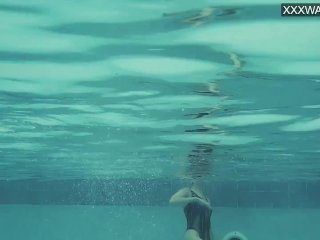 Frances naughty girl Emie Amfibia swims nude for you