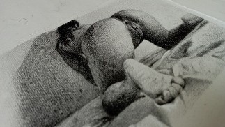 性感的德西印度巴比展示她的大圆屁股和阴部铅笔画观看到结束和享受