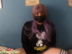 LINDA AMIGA LA PONE CALIENTE QUE LA GRABE MIENTRAS SE TOCA CON SU GRAN DILDO Y AL FINAL ME LA FOLLO