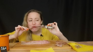 СОБЛАЗНЮ И РАССЛАБЛЮ: селедка | asmr | mukbang | 먹방