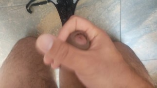 Cumshots: Fetish - I spill my delicious cum all over my girlfriend's sexy panties. Chapter 5