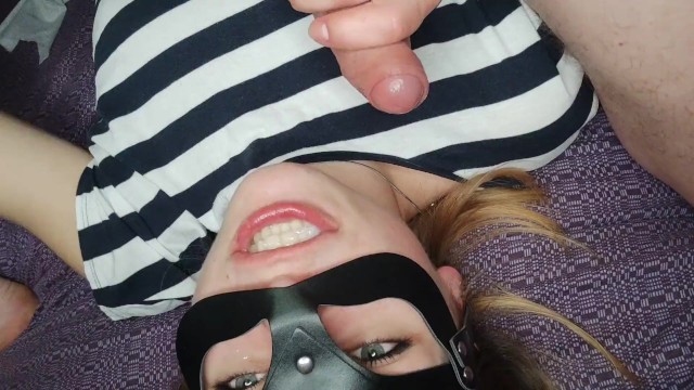 минет, ей нравится кончать в рот