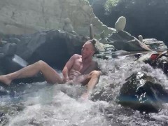 Ecosexual gender queer waterfall masturbation orgasm - Screenshot 9 of 16 - Queer