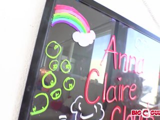 Cute 18 Years Old Blonde Anna Claire Clouds Prefer Deep Suck Dick With No Hand