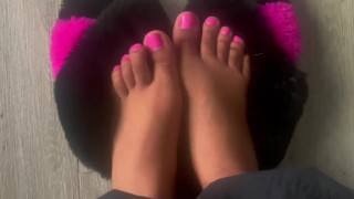 pretty pink toes🥰 - for more check my 0F interlestarr