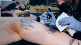 O ceo faz a tatuagem Kinkykushkittys Pentagram (Pussy View)