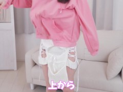 女子大生まな　穴だらけのセーターに着替えました - Screenshot 7 of 16 - オナニー