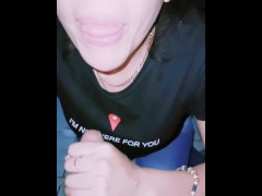 Y ELLA SE TRAGA TODA MI LECHE ASI........