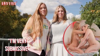 Ersties - Sexy Amateur Babes Haben Heiße Liebesspiele