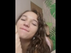 Хочет 1000 мужиков!!! Фантазии, лизание и Дрочка ОГРОМНЫМ дилдо!!! - Screenshot 8 of 16 - Boobs