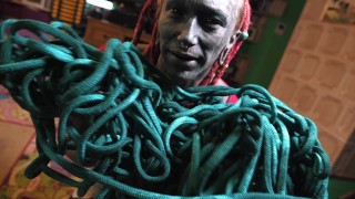 Como fazer sua própria corda de escravidão shibari - Tutorial de Lily Lu para fãs de aparelhamento e nó BDSM