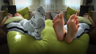 Hot Girl Teasing Her Sexy Feet Real Amateur Homemade