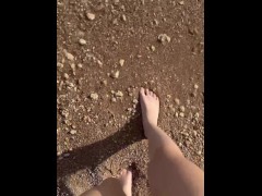 my sexy feet on beach - Screenshot 10 of 16 - Non Nude