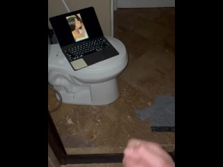 T-Storm без фар, так что я тоже мог бы