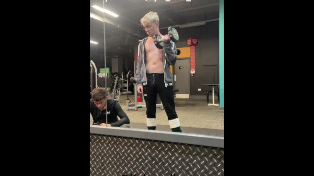 Sweaty gym lads fuck in the changing room showers