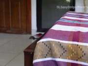Preview 2 of වැඩකාරයාගේ අසහනේ Sri Lankan Sexy Wife Fuck By Her Servant She Need More