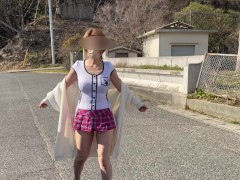 【4K高画質】若い男性の釣り人に見られた状態で大放尿した変態巨乳M熟女彼女❤野外露出中に我慢できずに❤　　個人撮影/日本人/かわいい/素人/パイパン/スタイル抜群/美女/変態/巨乳　無修正/流出/晒し - Screenshot 16 of 16 - Public