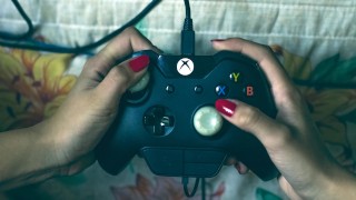 Gamer Girl gets distracted from her boyfriend leading to unexpected sex and cuming while gaming😋