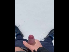 Quick Time! - Screenshot 6 of 16 - Public Masturbation