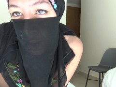 Arab Syrian Woman In Germany - Screenshot 6 of 16 - Masturbate