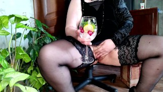 Sexy mother-in-law complied with son-in-law's request