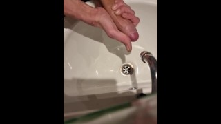 Quick wank in the sink