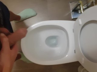 MEANDO RICO PISS TOILET